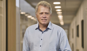 Niels Vase