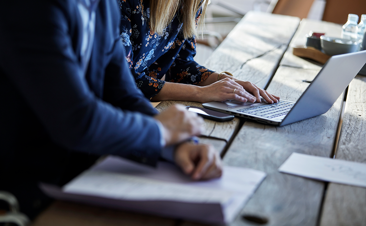 Møde mellem to personer