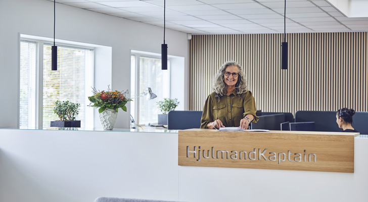 Helle Brixen i receptionen hos HjulmandKaptain