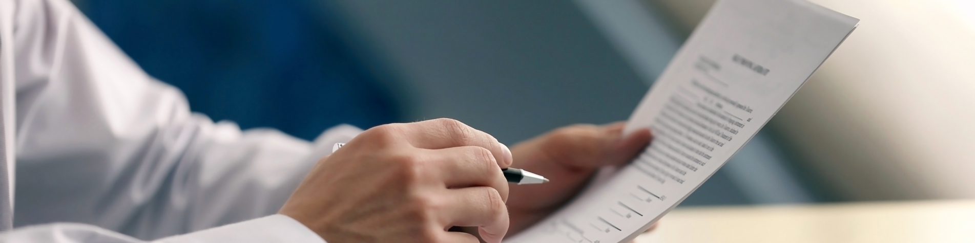 En kontrakt der er ved at blive gennemgået